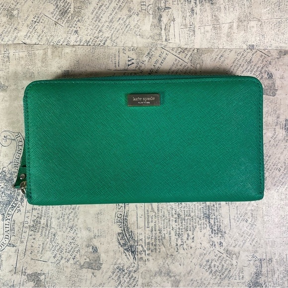 Kate Spade Green Staffiano Leather zip around wallet - Picture 1 of 13